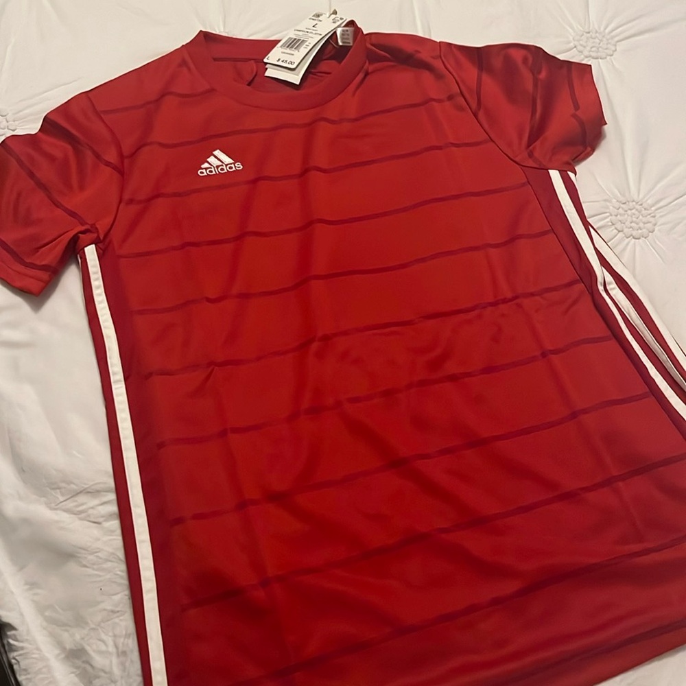 Brand new adidas shirt